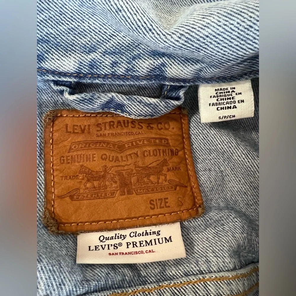 Levis Jacket Mens Sz Small Blue Vintage Premium Jean‎ Denim Trucker Cotton